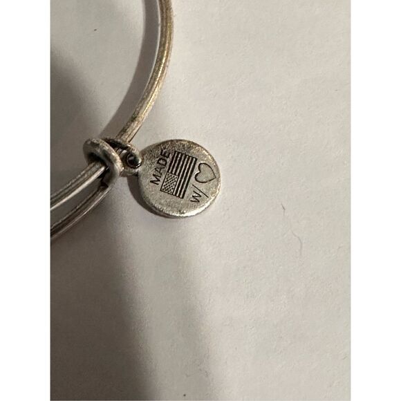 2014  Rare ALEX AND ANI
Silver-Tone K Initial Charm Bangle Bracelet Good vintage - Picture 2 of 6